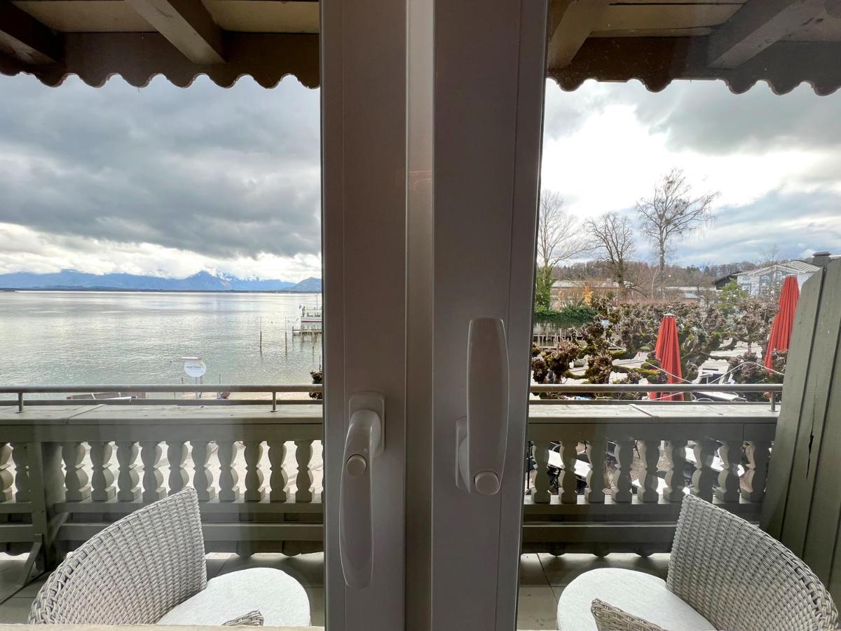 Sieben Zimmer Am See 基姆湖畔普林 外观 照片